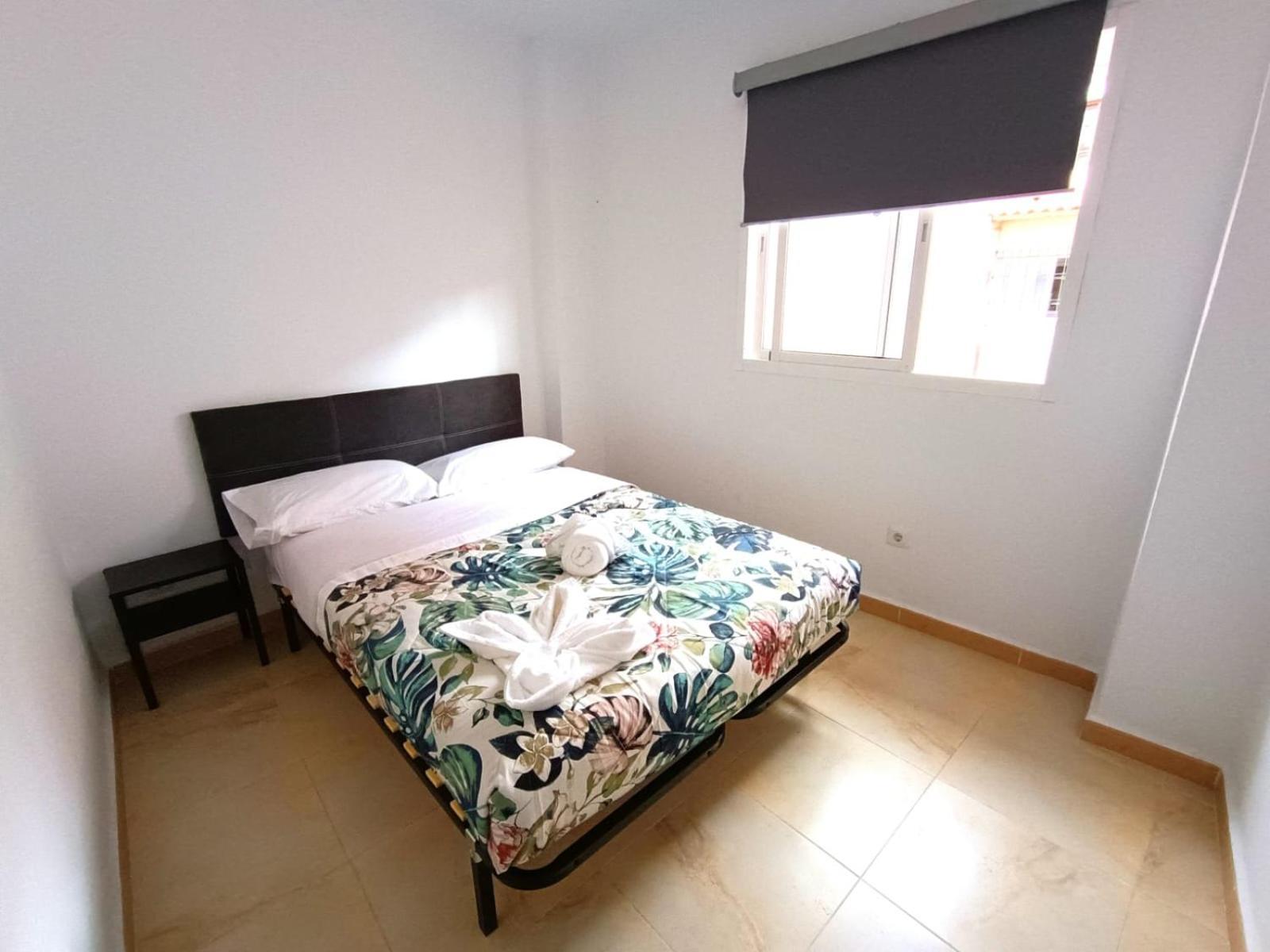 Apartamentos Larios Malaga Exterior photo